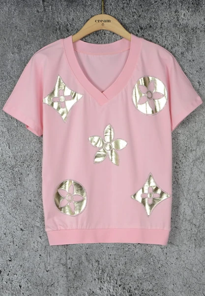 MEGI JASNO RÓŻOWA BLUZKA / ZŁOTY NADRUK & KRYSZTAŁKI / B1801