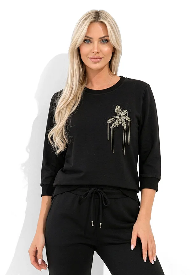 MEGI CZARNA BLUZA / KORONKOWY KWIAT WYKOŃCZONY ŁAŃCUSZKAMI / B1401