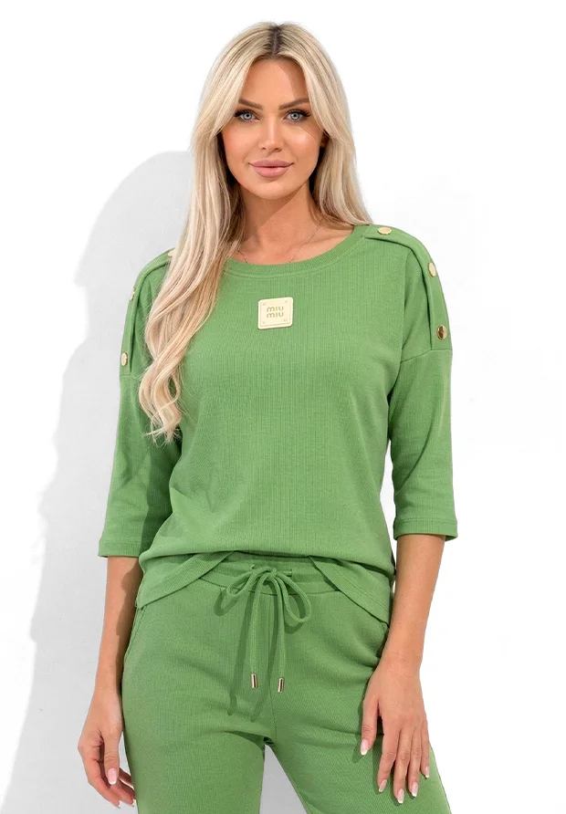 MEGI ZIELONA PRĄŻKOWANA BLUZKA  Z NASZYWKĄ I ZŁOTYMI OZDOBNYMI GUZIKAMI / B1289