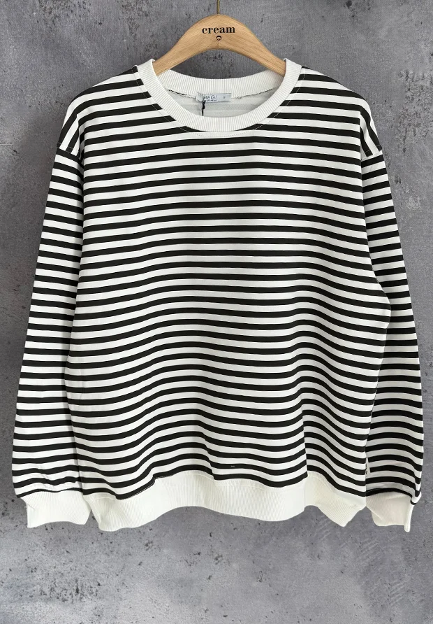 MEGI BIAŁA BLUZA W CIEMNO BRĄZOWE PASKI / ROZMIAR UNIWERSALNY / B2014