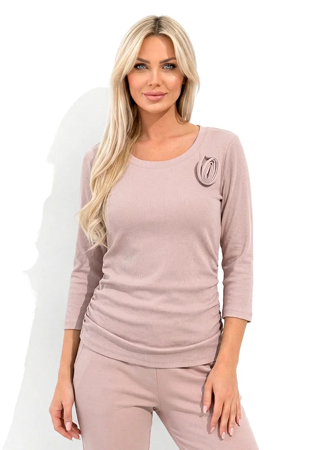MEGI PUDROWO RÓŻOWY WRZOS PRĄŻKOWANA BLUZKA Z RÓŻĄ  / B2719