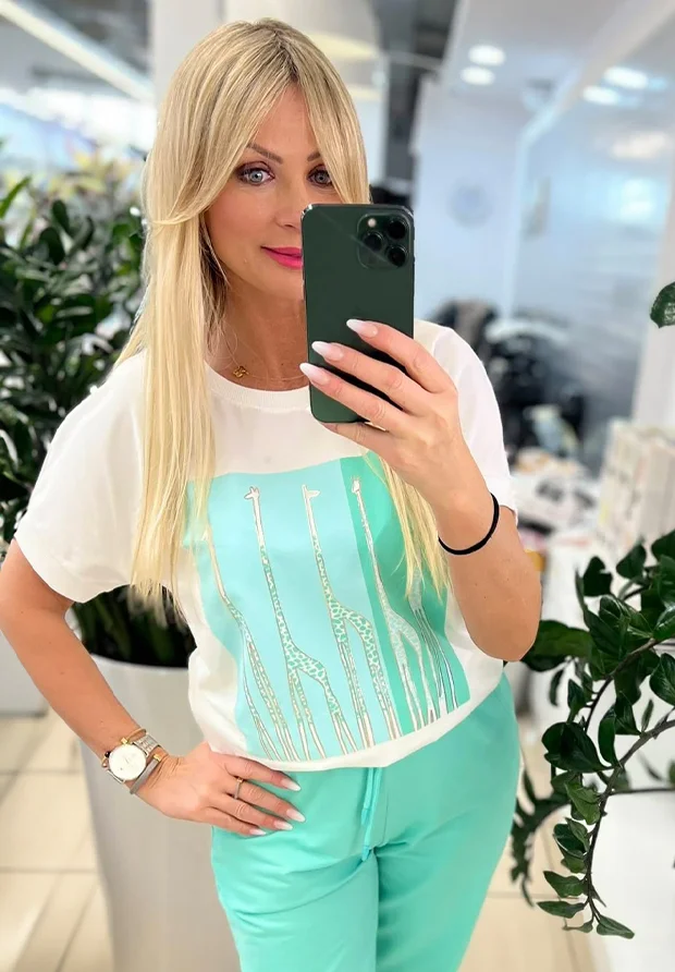 MEGI BIAŁA BLUZKA T-SHIRT W ŻYRAFY / MIĘTA & AQUA / B2955