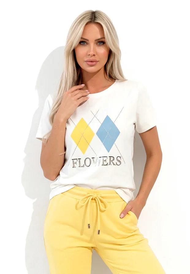 MEGI BIAŁA BLUZKA T-SHIRT W ROMBY / BANANOWY & JASNO NIEBIESKI / B2948