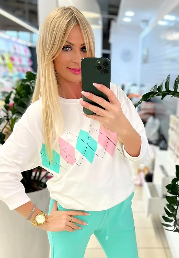 MEGI BIAŁA BLUZA W ROMBY / MIĘTA & CUKIERKOWY RÓŻ / B2876