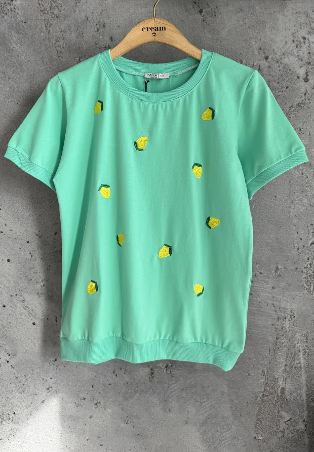 MEGI MIĘTOWA BLUZKA T-SHIRT W HAFTOWANE CYTRYNKI / B2859