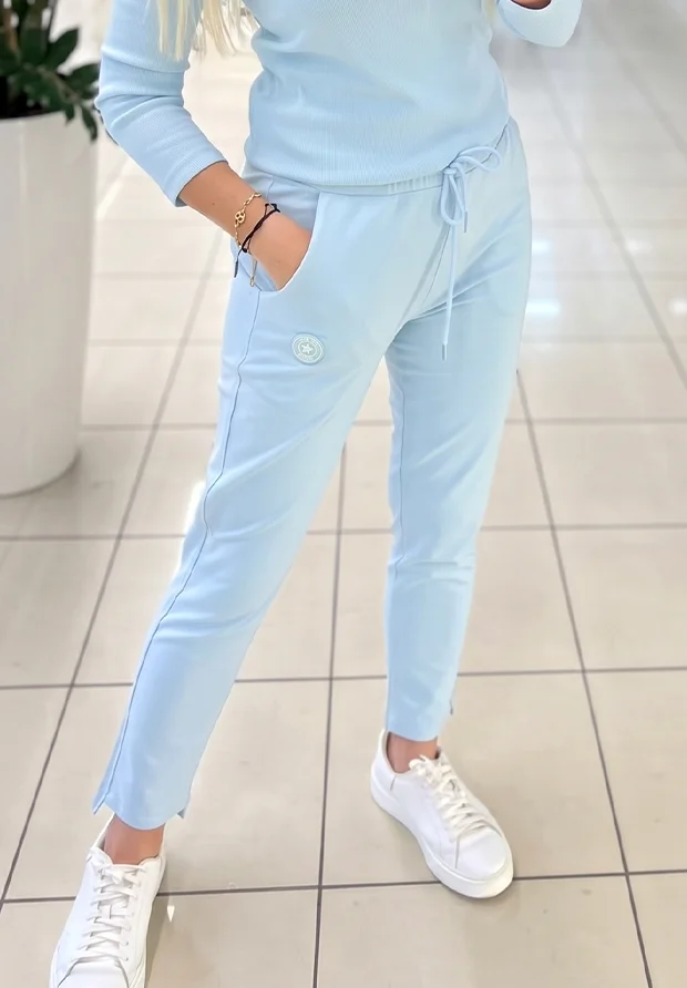 MEGI JASNO NIEBIESKIE SPODNIE Z SILIKONOWYM KÓŁKIEM / M1144 