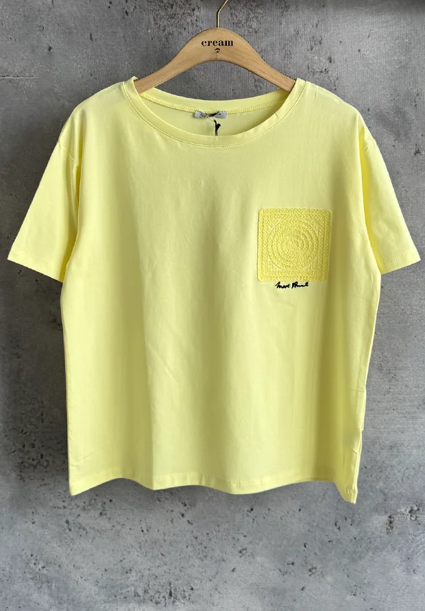 MEGI CYTRYNOWA BLUZKA T-SHIRT Z KORONKOWĄ APLIKACJĄ / B3310