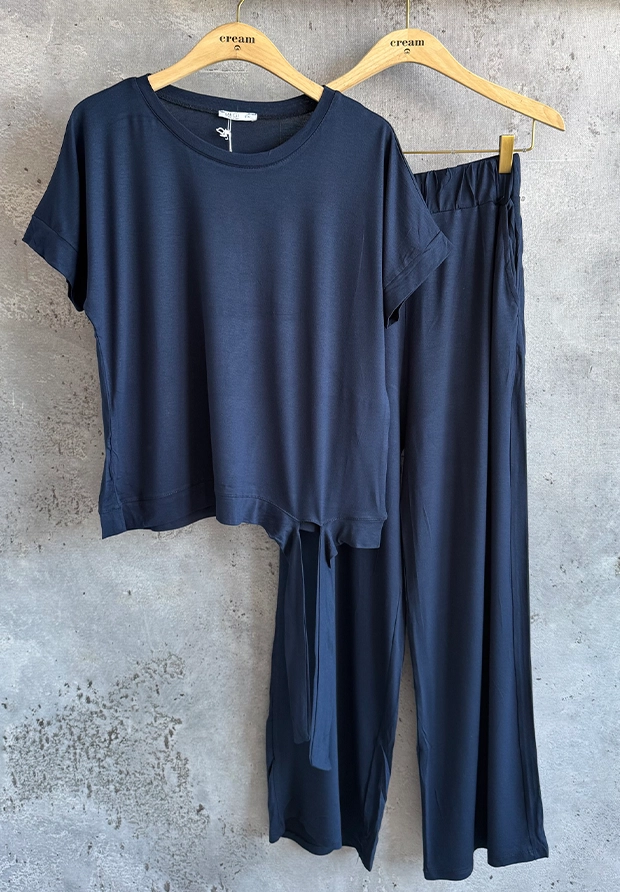 MEGI GRANATOWY KOMPLET / SPODNIE + BLUZKA Z TASIEMKAMI / T0179