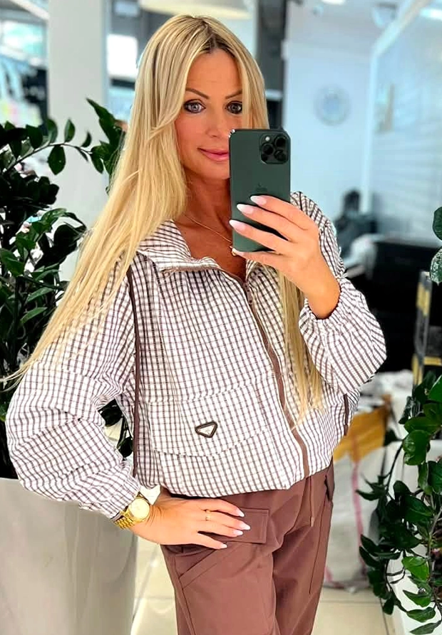 MEGI ROZPINANA BLUZA ALA KURTKA Z KAPTUREM W CZEKOLADOWO BRĄZOWĄ KRATKĘ / H3339 