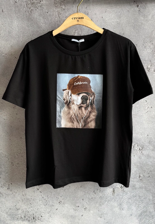 MEGI CZARNA BLUZKA T-SHIRT Z NADRUKIEM PIESKA / JESIENNA KOLEKCJA / B3617